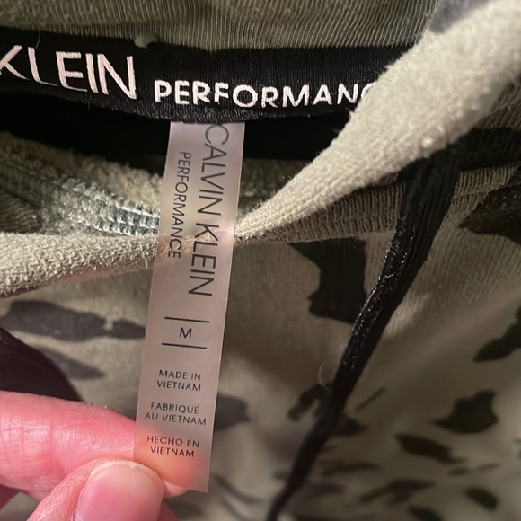 🌸2/$5 Calvin Klein performance hoody size M - Picture 7 of 7